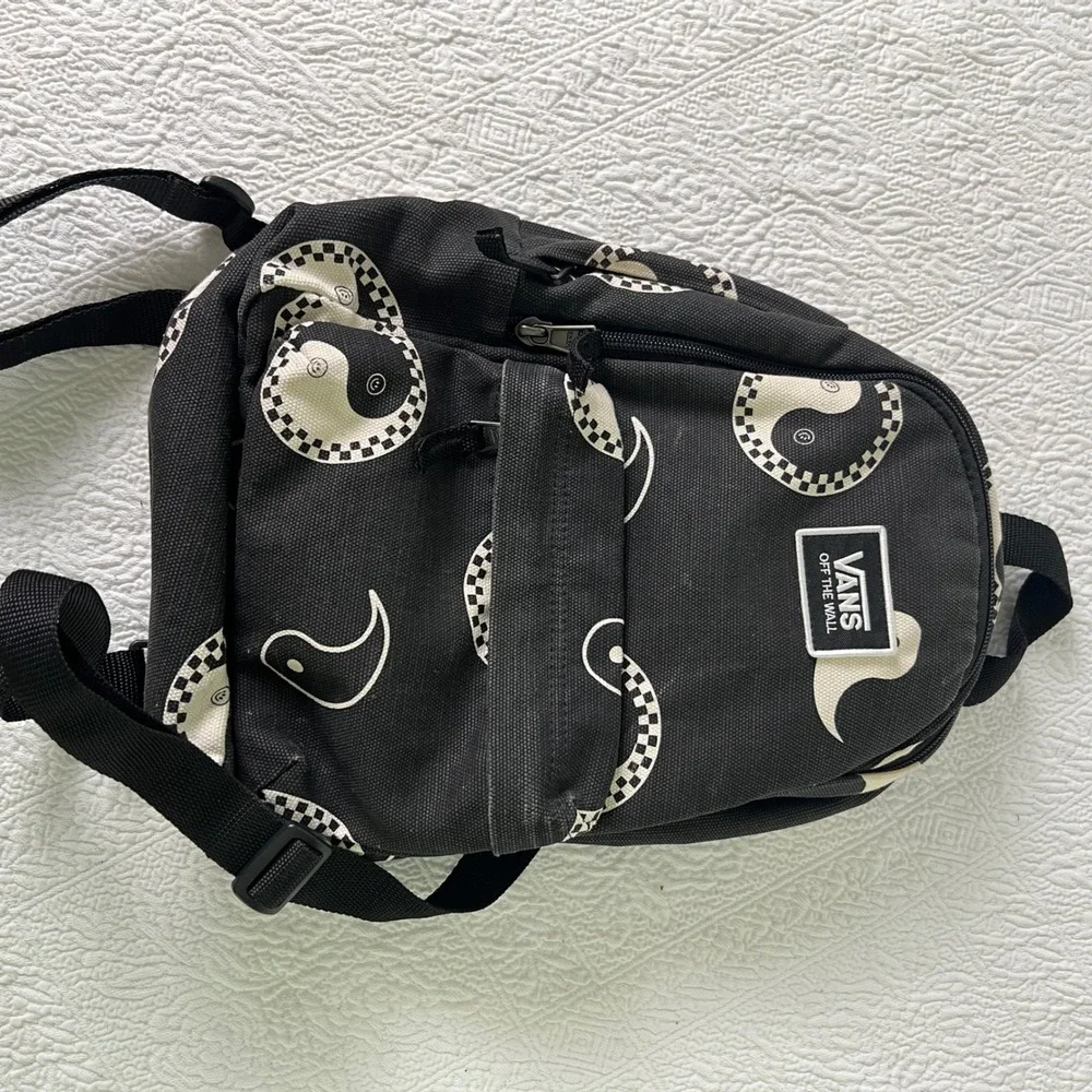 Vans Mini Backpack Small Womens Yin Yang Checkerboard Black White Skater Bag